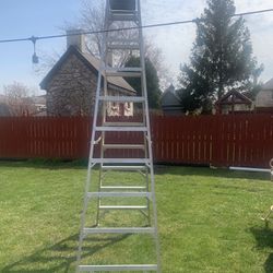 10’ Aluminum Step Ladder 
