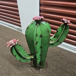 Outdoor Metal Decorations