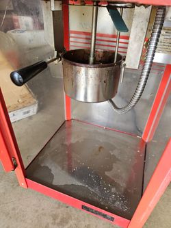 Popcorn 🍿 machine