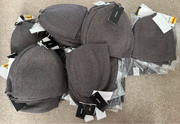 110 Alfani men’s beanie hats charcoal gray Macy’s reseller lot
