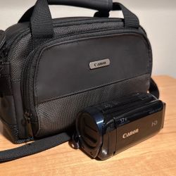 HD Camcorder: Canon Vixia HF R600