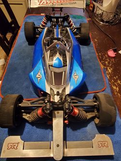 Drag race RC car