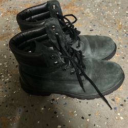 Black Timberlands Size 8
