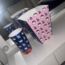 DODGERS X HELLO KITTY CUP & POPCORN BUCKET