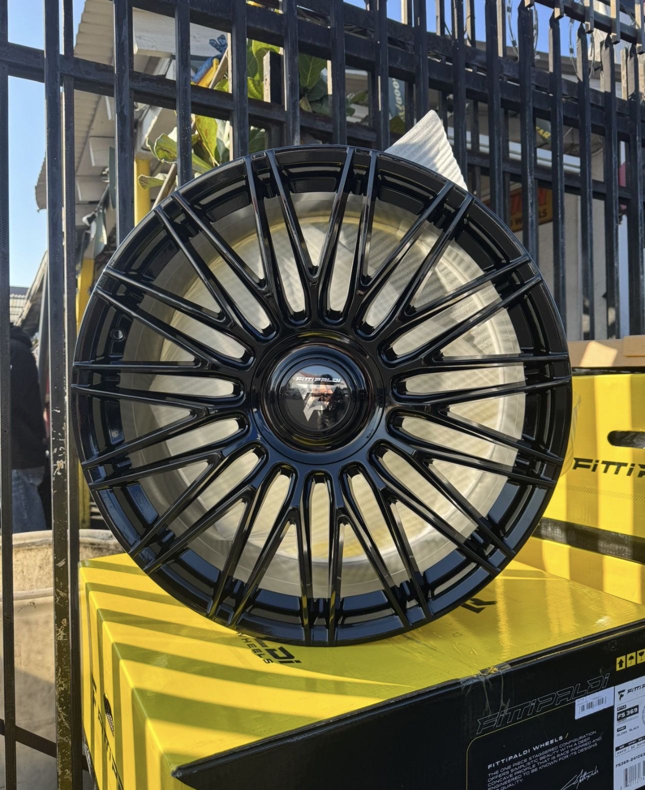 NEW 24β FITTIPALDI WHEELS FOR GMC CHEVY SIERRA SILVERADO TAHOE