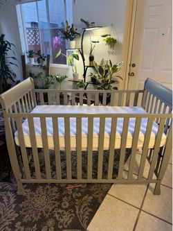 Baby crib