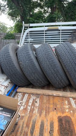 Llantas usadas 245-75-16