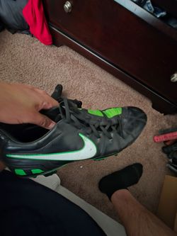 2010 OG Nike Total90 Shoot lll FG Men's Black Green Cleats. Sz 10