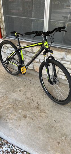 UPLAND VALOR 29 Inch for Sale in San Antonio TX OfferUp