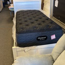 New Beautyrest Black Series 3 Medium Mattress twin xL Was $3299 Now Clearance  2 Left 
