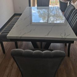 OM• $38 Initial • Brand New Dining Room Set , Table And Chairs And Bench