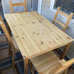 Dinner Table And Chairs 