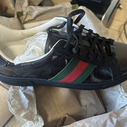 Brand NEW Gucci ACE