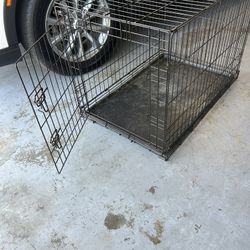 Heavy duty collapsible wire dog crate
