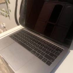 Macbook Pro 13”