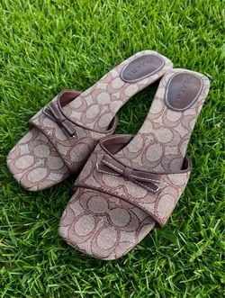 Coach Bow Kitten Heels in Jacquard