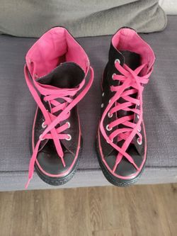 Converse All Stars size5y. Hot pink