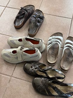 Lot or Individual sandals (Birks)