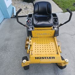 Hustler Dash 34 Zero Turn