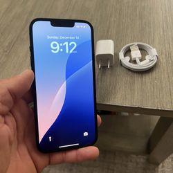 iPhone 14 Black 128gb Unlocked. Firm Price