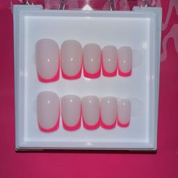 Press On Nails 