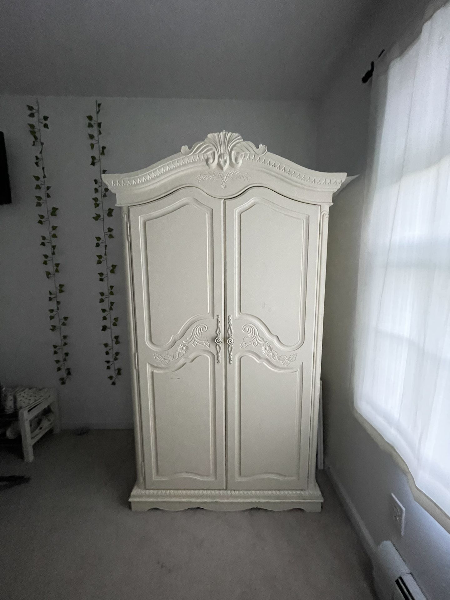 Armoire