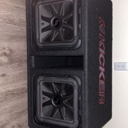 12” Kicker L7 Subwoofers +Amp & Converter 