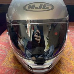 HJC Motorcycle Helmet (medium) 