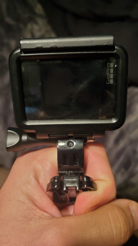 Gopro hero 7 like new