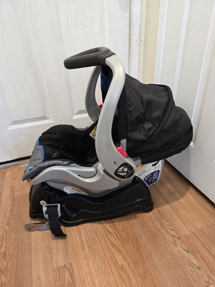 Baby Trend Expedition Rear-Facing Car Seat