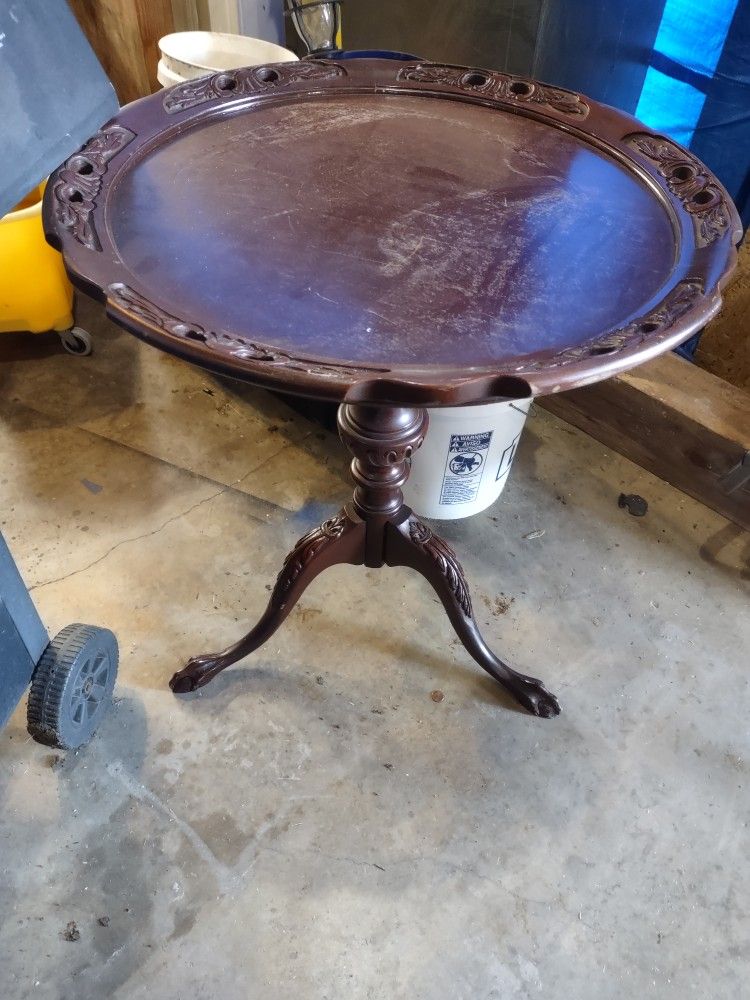 Antique Round Corner Table