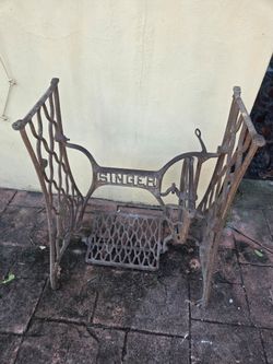 Antique Sowing Machine