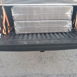 King Size  2box Spring Can Deliver 