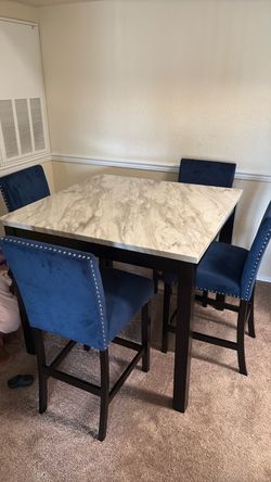 Counter Height Dining Table Set with 4 Chairs