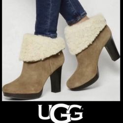 UGG Dandylion Foldover Sheepskin Boots Size 8