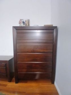 Bedroom set