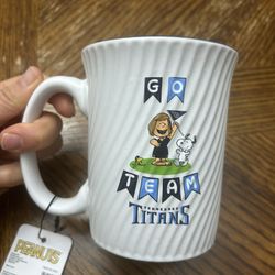 NWT Licensed Peanuts Tennessee Titans 15oz Mug