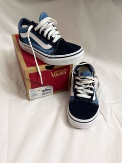 Vans Old Skool Navy/White sneakers  kids' size once worn