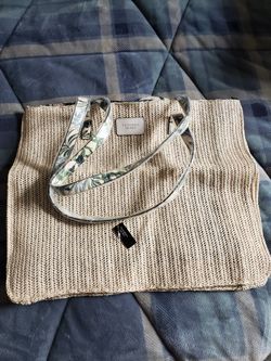 VS Tote