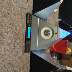 RARE VTG Radio Shack NOVA Pyramid Stereo AM/FM CD Cassette