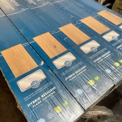 Lifeproof McEachern Ridge Oak Waterproof Hybrid Resilient Flooring