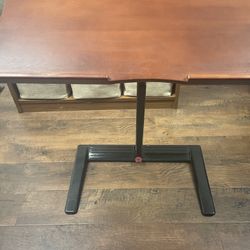 Levinger Scooter Laptop Desk Stand 