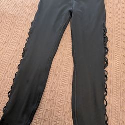 NWT- Victoria's Secret Incredible Essential Leggings