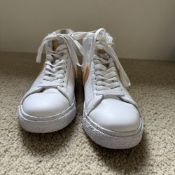 Nike Shoe Size 6.5 Men’s 