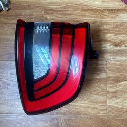 Dodge Durango LR Tail Light