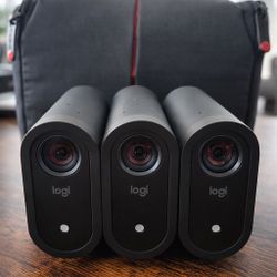 Logitech Mevo Start 3-Camera Bundle – 1080p Wireless Live Streaming Kit + Stands + 256GB Cards