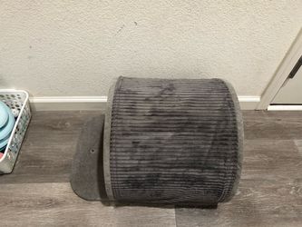 Cat house hole bed heavy duty wood board (22 inch X 15 inch X 14 inch) only $4