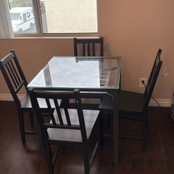 Breakfasts Table 