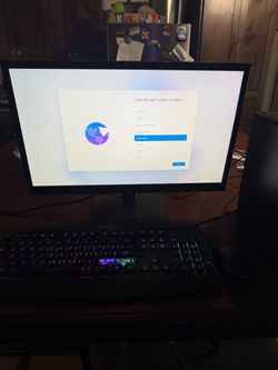 hp monitor with screen and everything on itRedragon RGB Gaming Keyboard