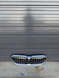 BMW 5 SERIES G60 ORIGINAL OEM FRONT GRILLE 2024-2027